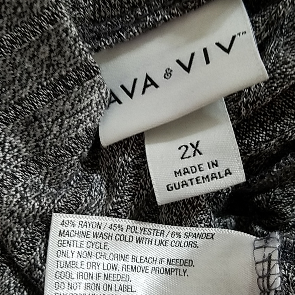 AVA & VIV i/a gray cowl neck NWOT 2X - Picture 3 of 7